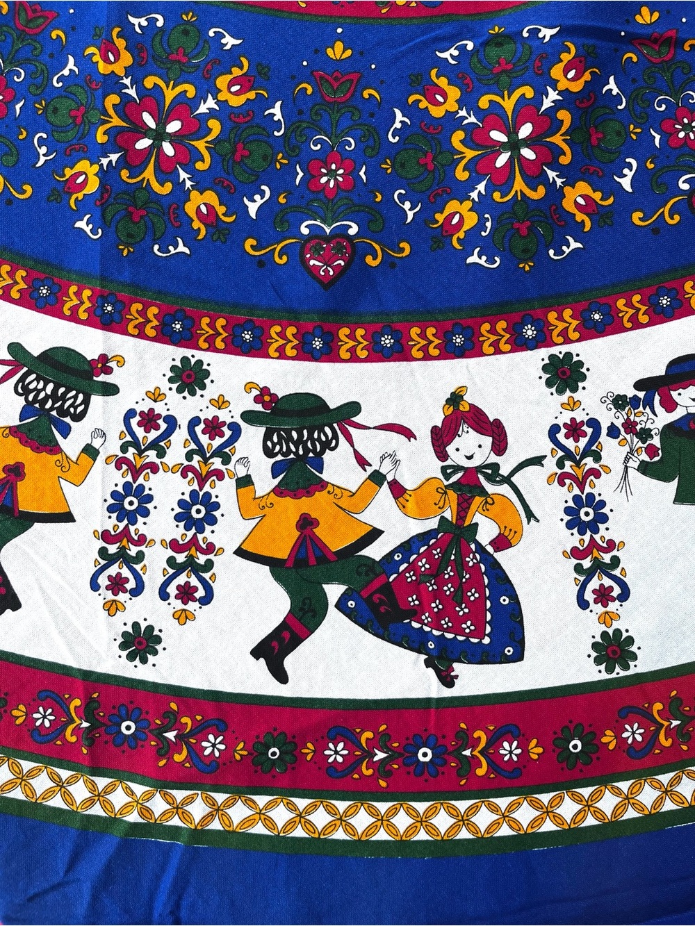 Kolf Alpine Folklore Tablecloth Set